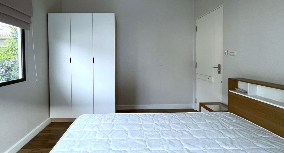 For rent 4 bedrooms house in Prawet, Bangkok