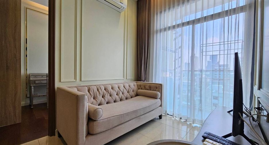À louer 2 chambres condo à Phra Khanong, Bangkok