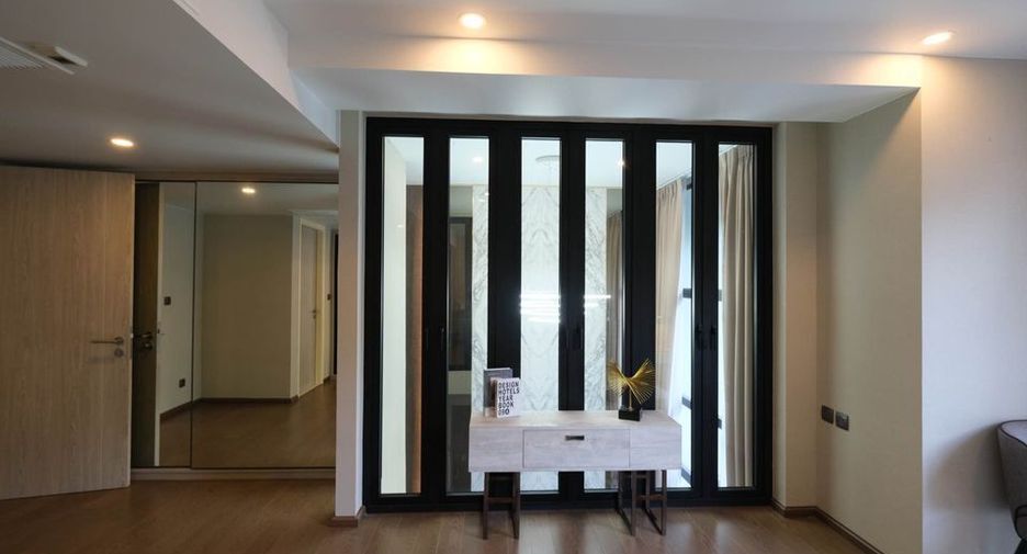 For sale and for rent 2 bedrooms condo in Pathum Wan, Bangkok