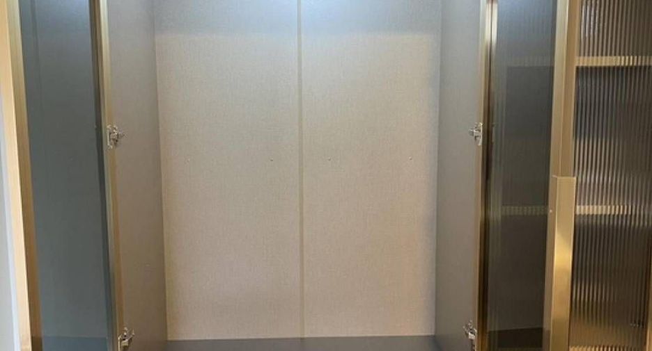For rent 2 bedrooms townhouse in Bang Phli, Samut Prakan