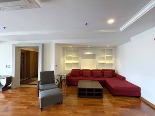 À louer 3 chambres appartement à Khlong Toei, Bangkok