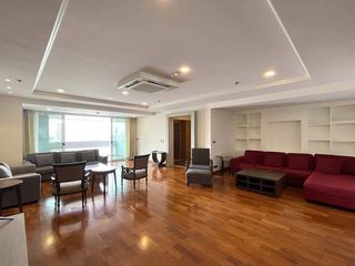 À louer 3 chambres appartement à Khlong Toei, Bangkok