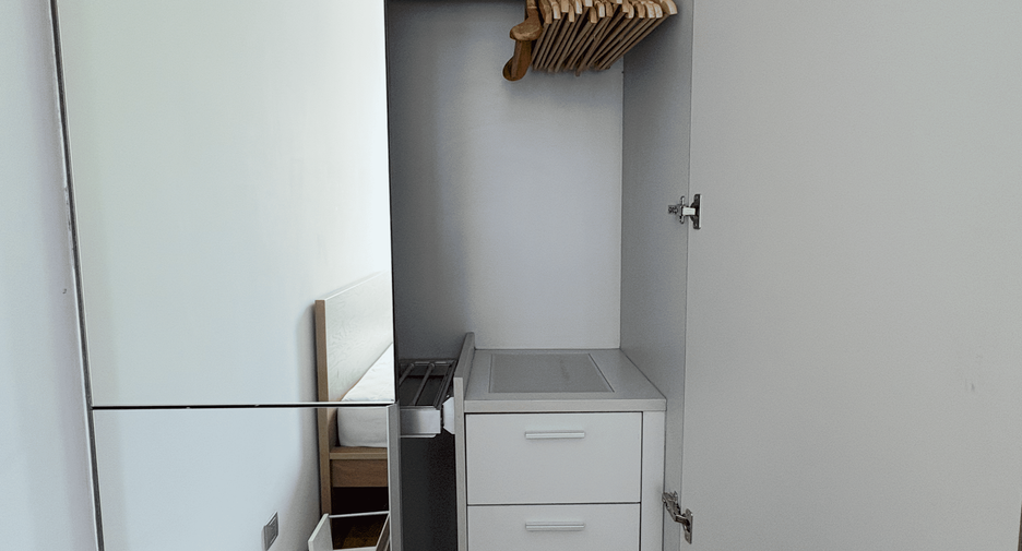 For rent 1 bed condo in Khlong Toei, Bangkok
