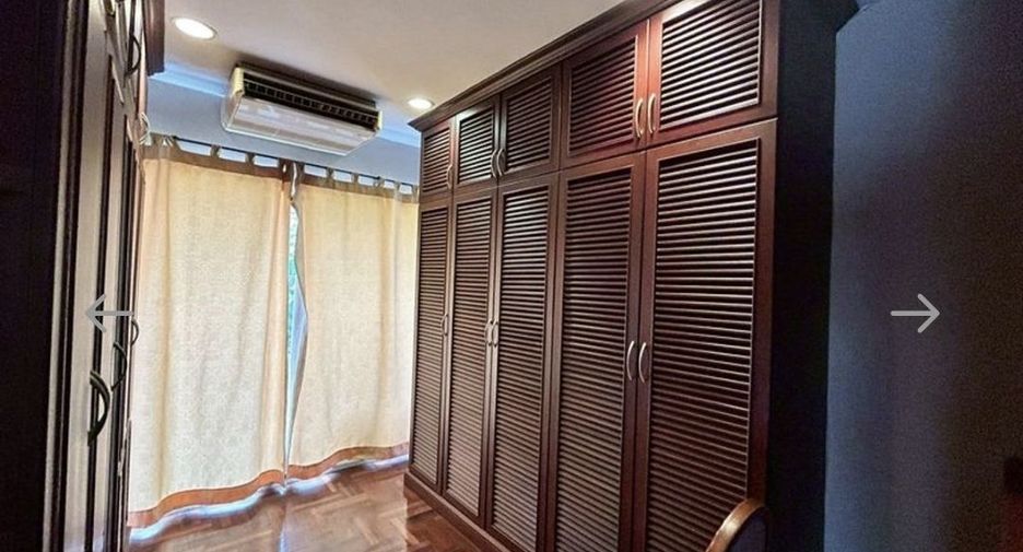 À louer 3 chambres maison à Lat Krabang, Bangkok