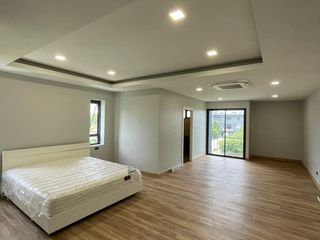 For rent 4 bedrooms townhouse in Khan Na Yao, Bangkok