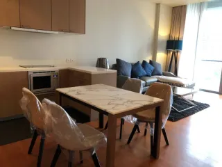 Condo en alquiler de 2 habitaciones en Sathon, Bangkok