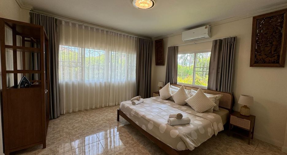 For rent 3 bedrooms villa in Thalang, Phuket