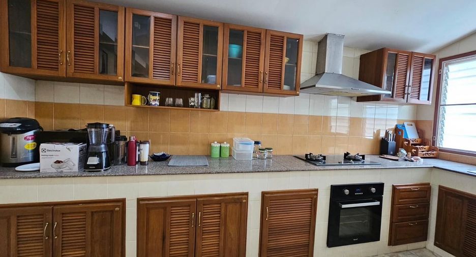 For rent 3 bedrooms villa in Thalang, Phuket