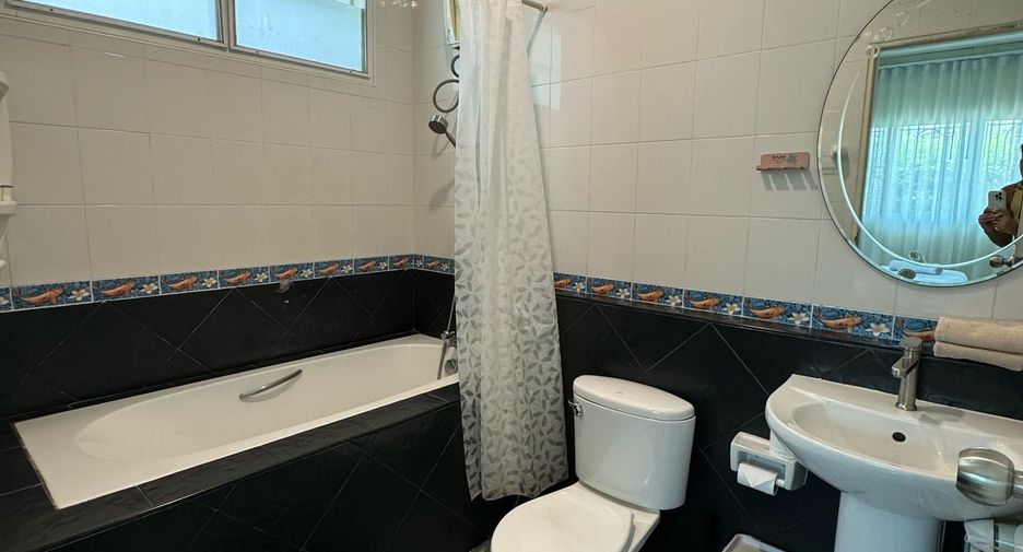 For rent 3 bedrooms villa in Thalang, Phuket