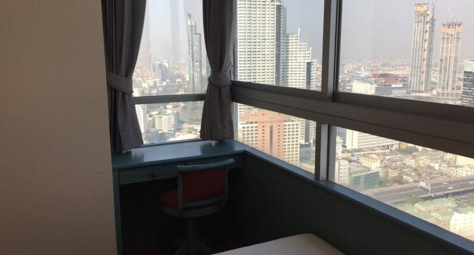 Condo en alquiler de 3 habitaciones en Sathon, Bangkok