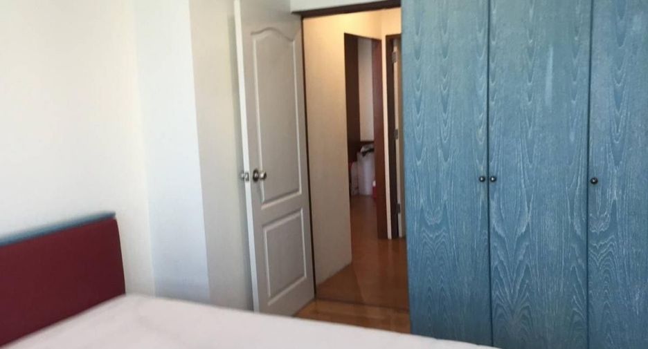Condo en alquiler de 3 habitaciones en Sathon, Bangkok