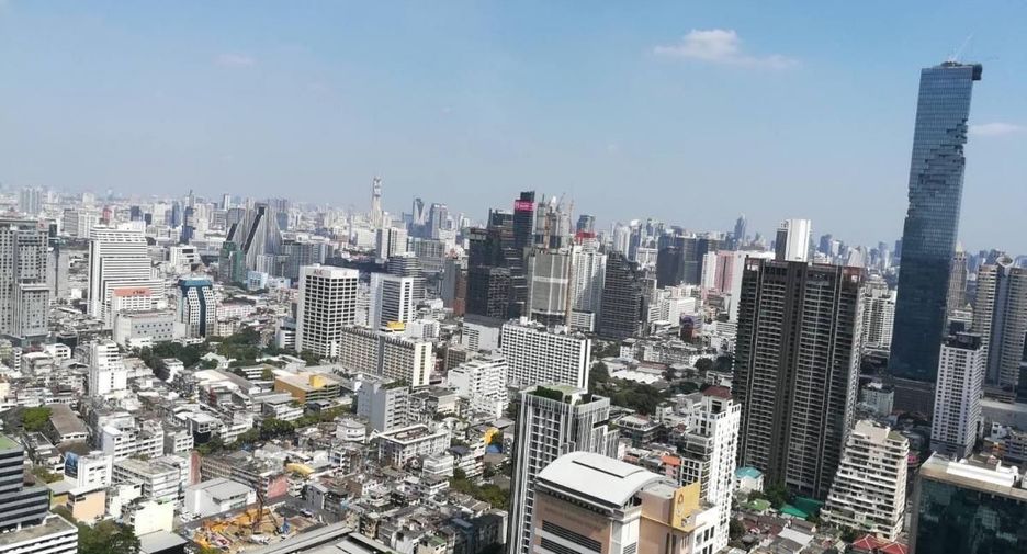 Condo en alquiler de 3 habitaciones en Sathon, Bangkok