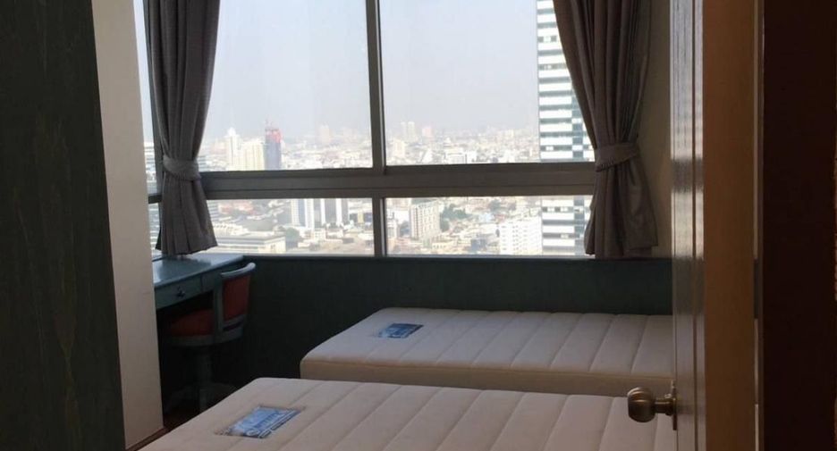 Condo en alquiler de 3 habitaciones en Sathon, Bangkok