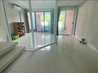 出售 3 卧室 联排别墅 在 Don Mueang, 曼谷