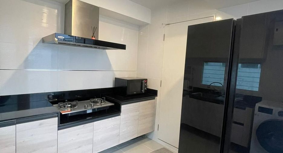 Casa en alquiler de 3 habitaciones en Mueang Phuket, Phuket