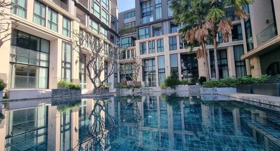 For rent 1 bed condo in Phra Khanong, Bangkok