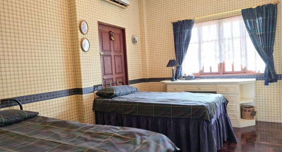 For sale 4 bedrooms house in Mueang Phuket, Phuket