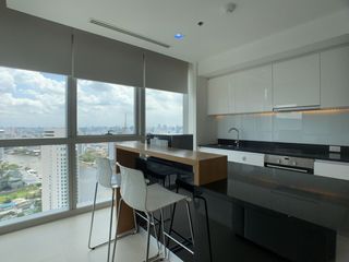 Condo en alquiler de 2 habitaciones en Sathon, Bangkok