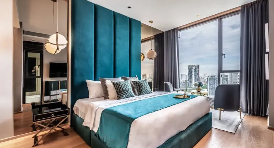 For sale 2 bedrooms condo in Khlong Toei, Bangkok