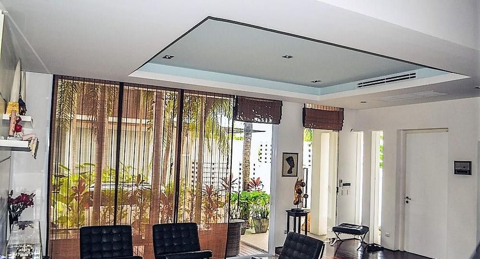 For sale and for rent 4 bedrooms villa in Mueang Phuket, Phuket