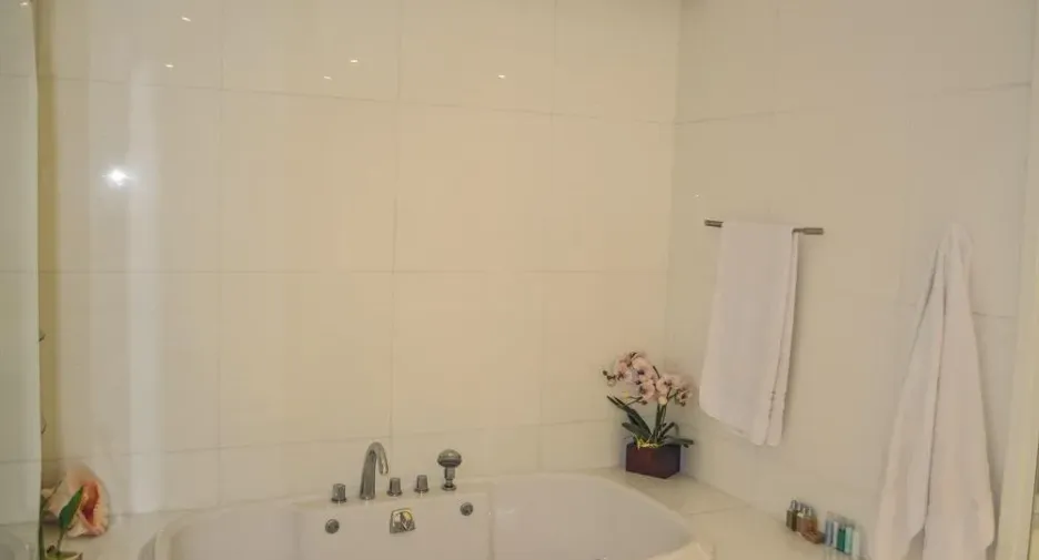 For sale 4 bedrooms villa in Mueang Phuket, Phuket
