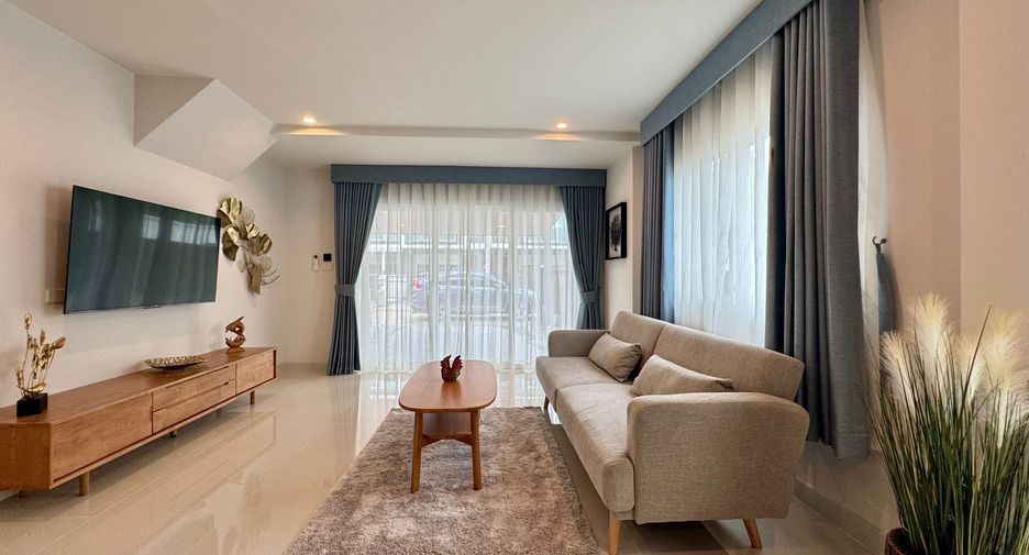 Reihenhaus zur Miete mit 3 Zimmer in Mueang Phuket, Phuket
