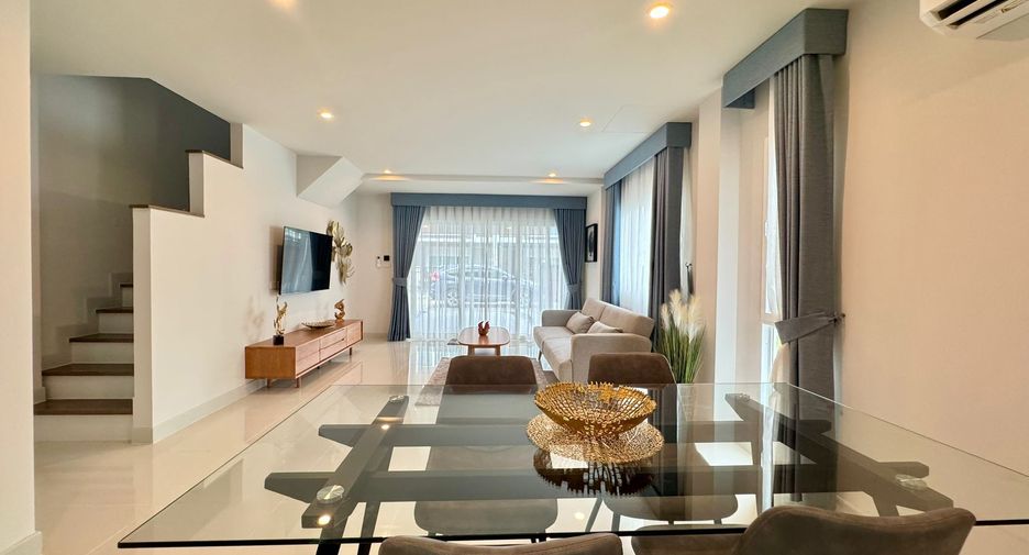 Reihenhaus zur Miete mit 3 Zimmer in Mueang Phuket, Phuket