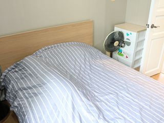 For rent 2 bedrooms apartment in Huai Khwang, Bangkok