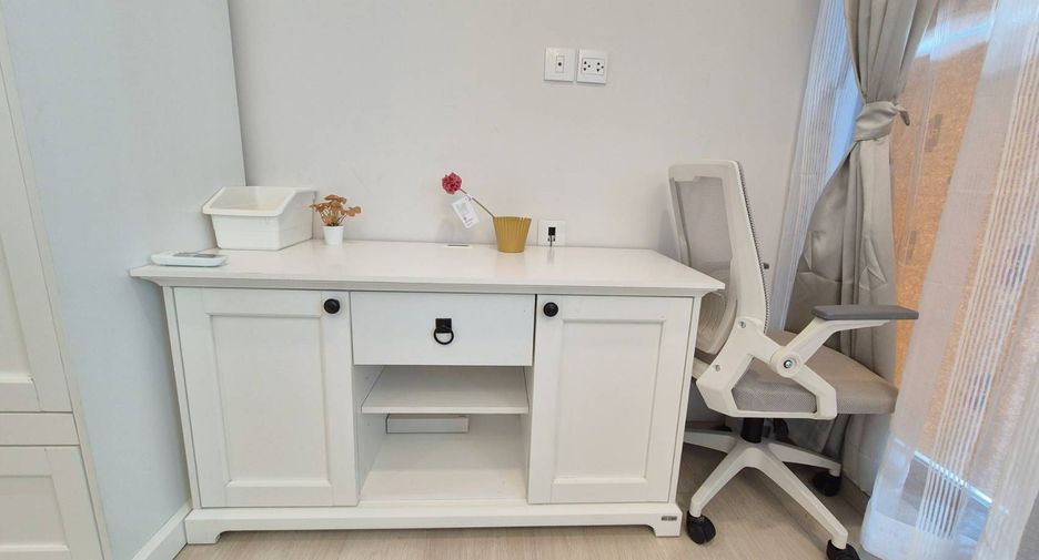 For sale and for rent studio condo in Pathum Wan, Bangkok