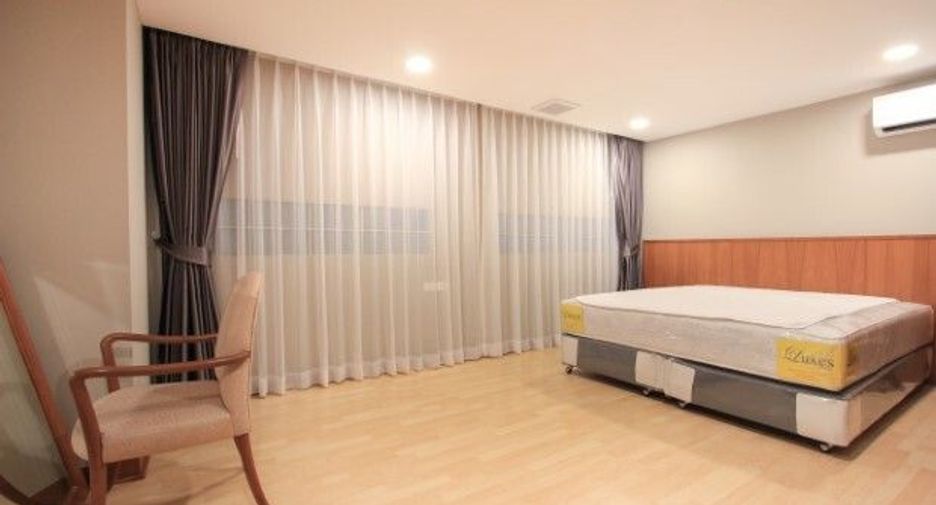 ให้เช่า 3 ห้องนอน คอนโด ใน วัฒนา, กรุงเทพฯ