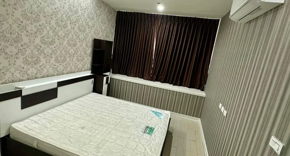 For rent 1 bed condo in Huai Khwang, Bangkok