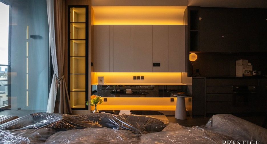 For rent 1 bed condo in Sathon, Bangkok