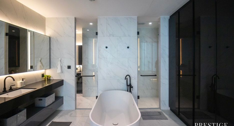 For rent 1 bed condo in Sathon, Bangkok