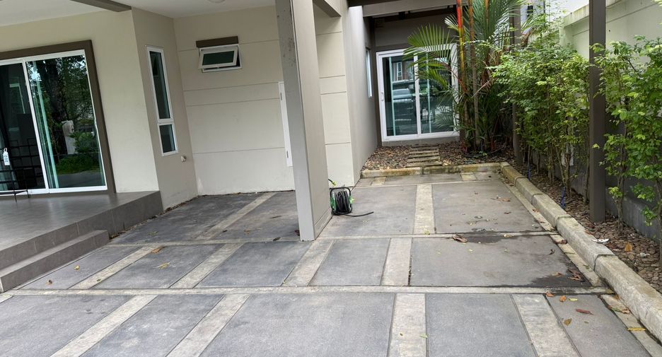 For rent 4 ベッドルーム house in Mueang Phuket, Phuket