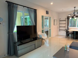 À louer 4 chambres maison à Mueang Phuket, Phuket