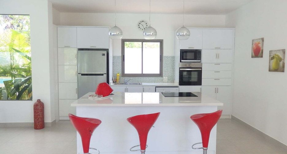 Villa en venta y en alquiler de 3 habitaciones en Mueang Phuket, Phuket