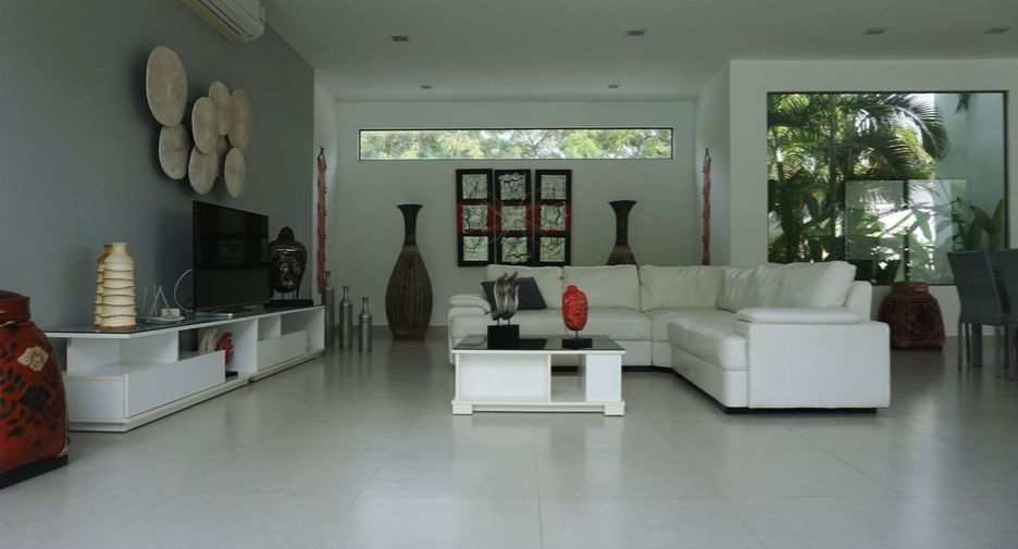 Villa en venta y en alquiler de 3 habitaciones en Mueang Phuket, Phuket