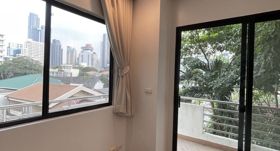 ให้เช่า 3 ห้องนอน คอนโด ใน วัฒนา, กรุงเทพฯ