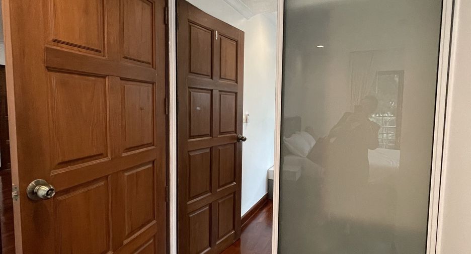 ให้เช่า 3 ห้องนอน คอนโด ใน วัฒนา, กรุงเทพฯ
