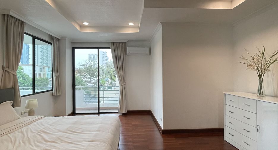 ให้เช่า 3 ห้องนอน คอนโด ใน วัฒนา, กรุงเทพฯ