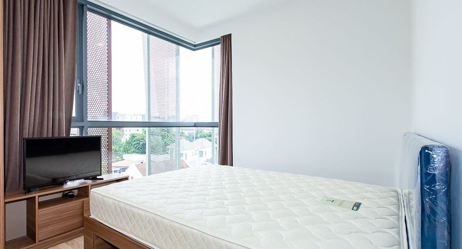 For sale 2 bedrooms condo in Watthana, Bangkok