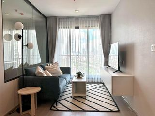 For rent 2 bedrooms condo in Thon Buri, Bangkok