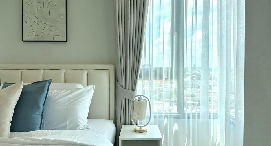 For rent 2 bedrooms condo in Thon Buri, Bangkok