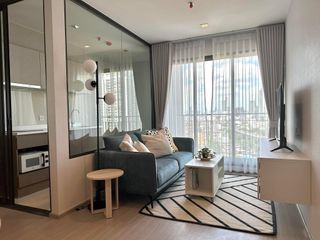 For rent 2 bedrooms condo in Thon Buri, Bangkok