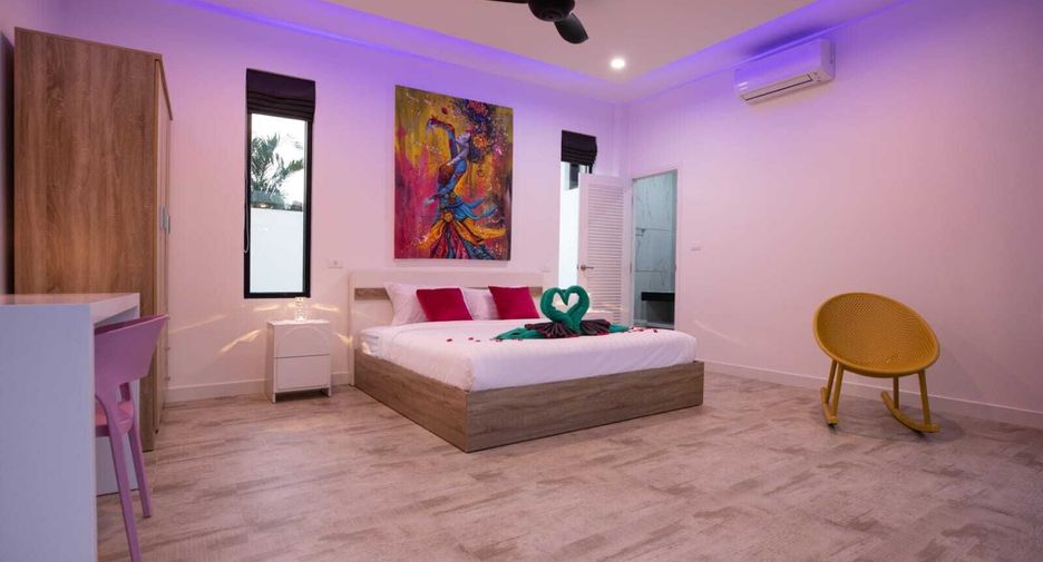 Villa en alquiler de 5 habitaciones en Mueang Phuket, Phuket