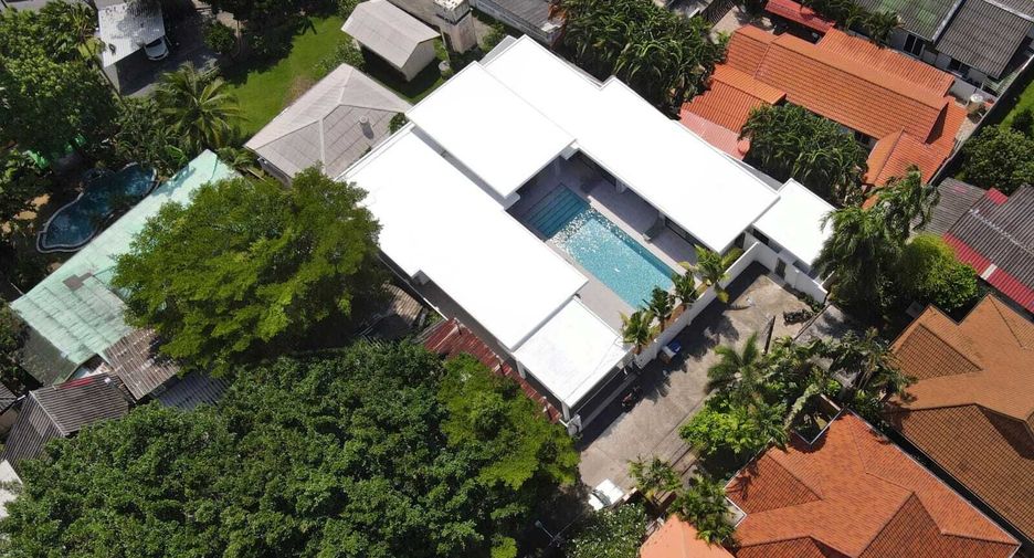 Villa en alquiler de 5 habitaciones en Mueang Phuket, Phuket