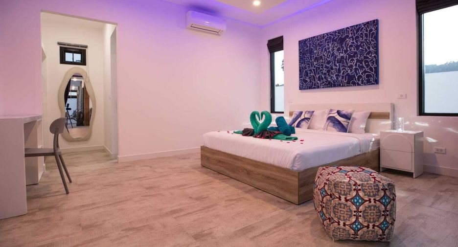 Villa en alquiler de 5 habitaciones en Mueang Phuket, Phuket