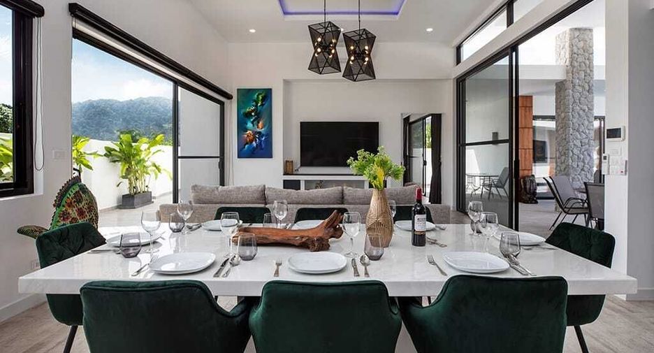 Villa en alquiler de 5 habitaciones en Mueang Phuket, Phuket
