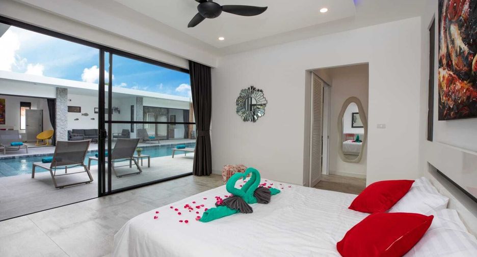 Villa en alquiler de 5 habitaciones en Mueang Phuket, Phuket