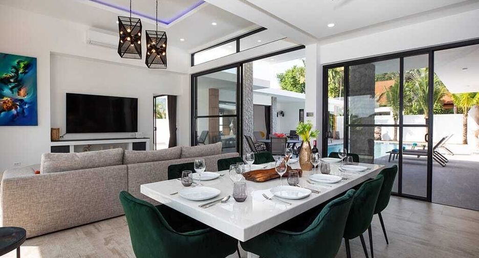 Villa en alquiler de 5 habitaciones en Mueang Phuket, Phuket